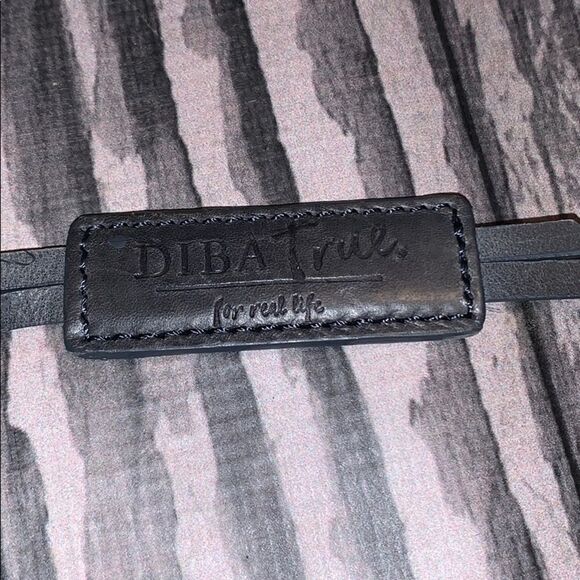 Diva True Livid Leather Purse - Picture 3 of 8